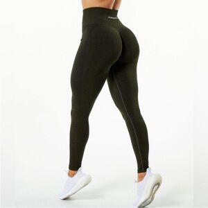 SOLD Alphalete Amplify Butt Scrunch Leggings Evergreen Small